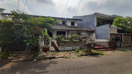 Rumah 2 lantai lokasi strategis di Bintaro