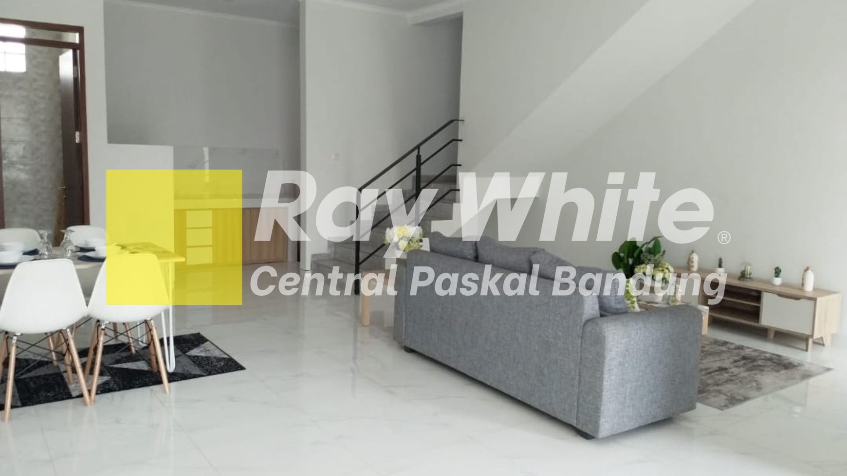 Rumah Baru Lux Minimalis Batununggal Indah Bandung