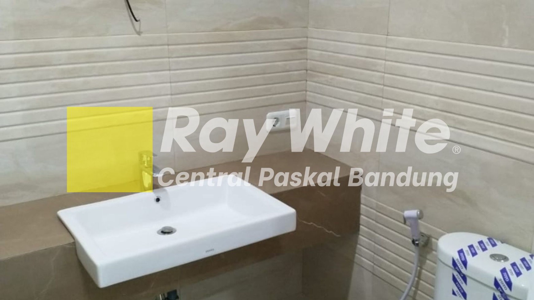 Rumah Baru Lux Minimalis Batununggal Indah Bandung