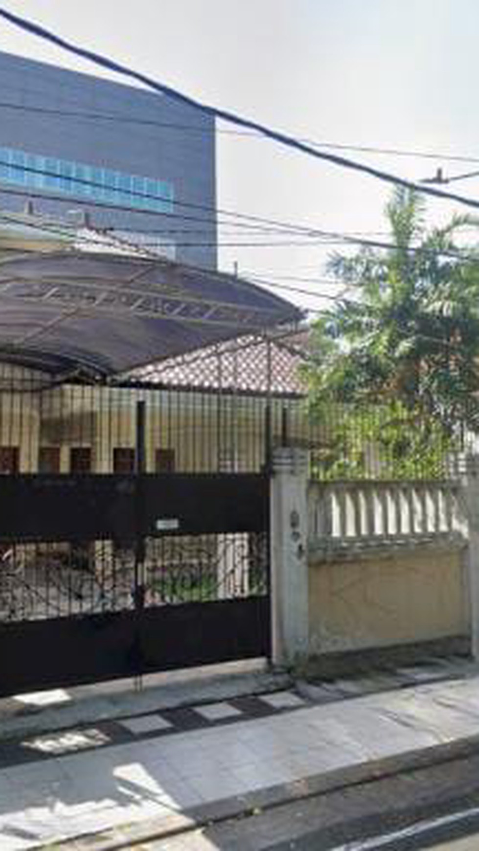 DIJUAL RUMAH PUSAT KOTA SURABAYA KOMERSIAL AREA - JL. JAKSA AGUNG SUPRAPTO