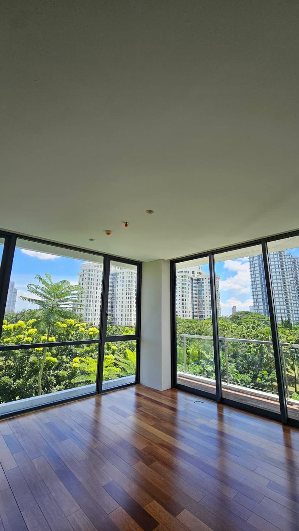 Disewakan Apartemen ROSEBAY Graha Family 2 Bedroom TOWER H  - Boleh Buat Usaha Senam Pilates - Yoga - Sulam Alis - Konsultan Psikologi - Parkiran Mobil  LUAS