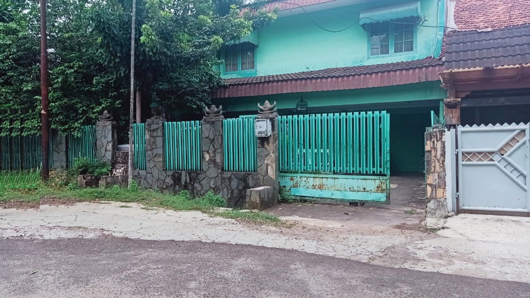 Rumah murah hitung tanah di Pesanggrahan 