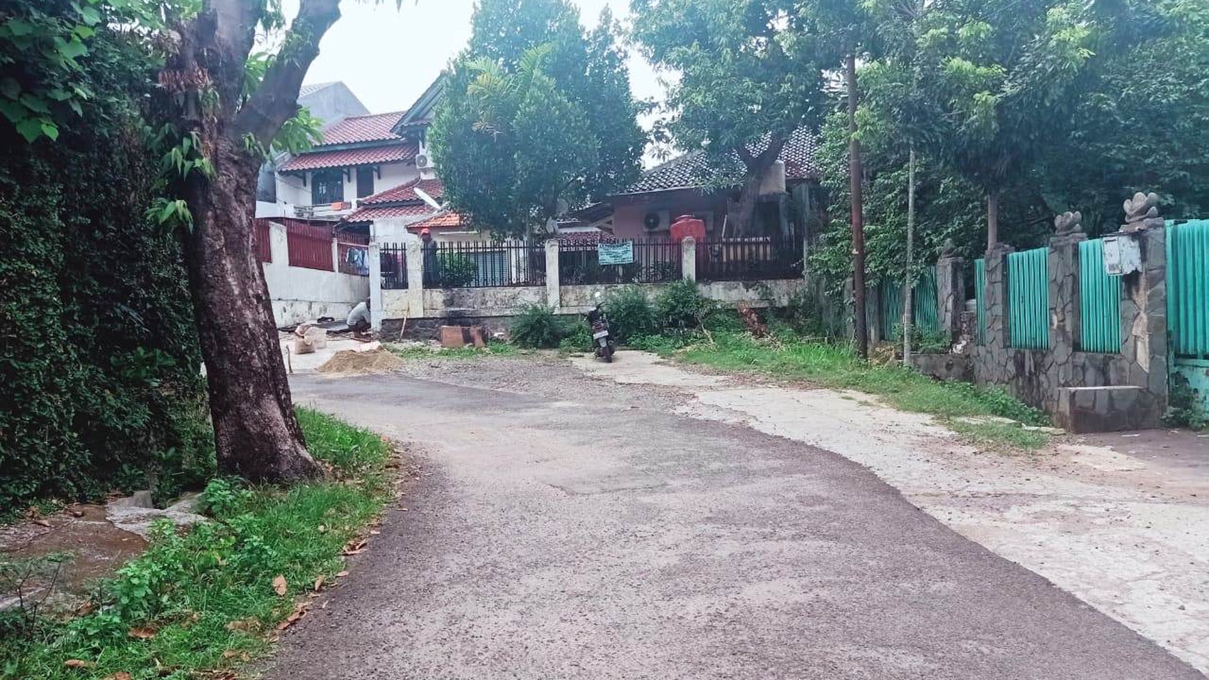 Rumah murah hitung tanah di Pesanggrahan 