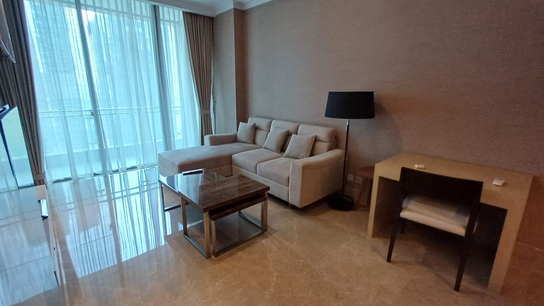 APARTMENT RESICENCE 8 AT SENOPATI AREA, JAKARTA SELATAN