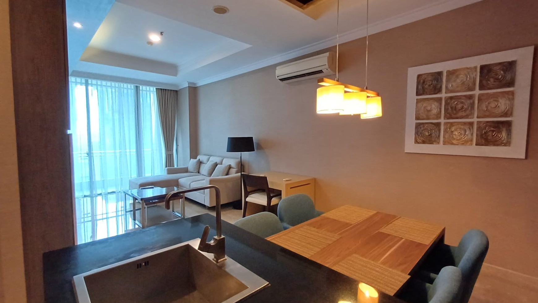 APARTMENT RESICENCE 8 AT SENOPATI AREA, JAKARTA SELATAN