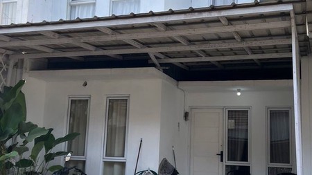 Dijual Murah Rumah 2 Lantai Kondisi Rapi dan Siap Huni @Pamulang