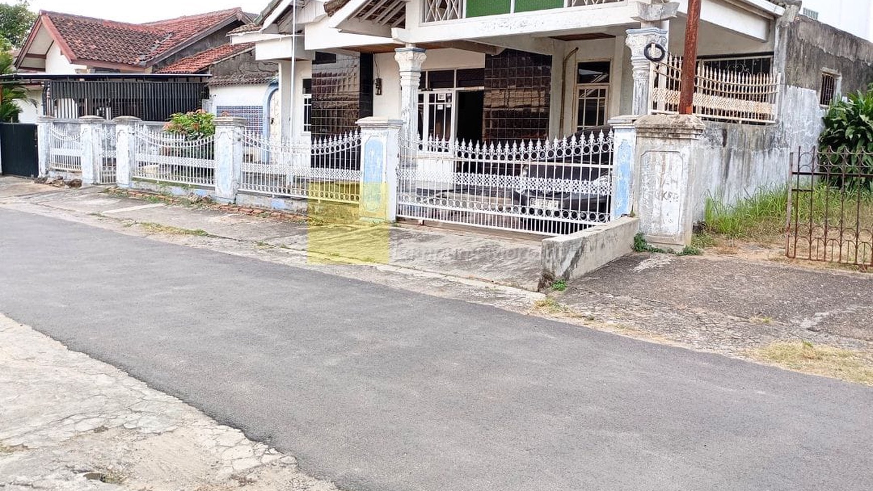 Rumah Hitung Tanah Area Cipete