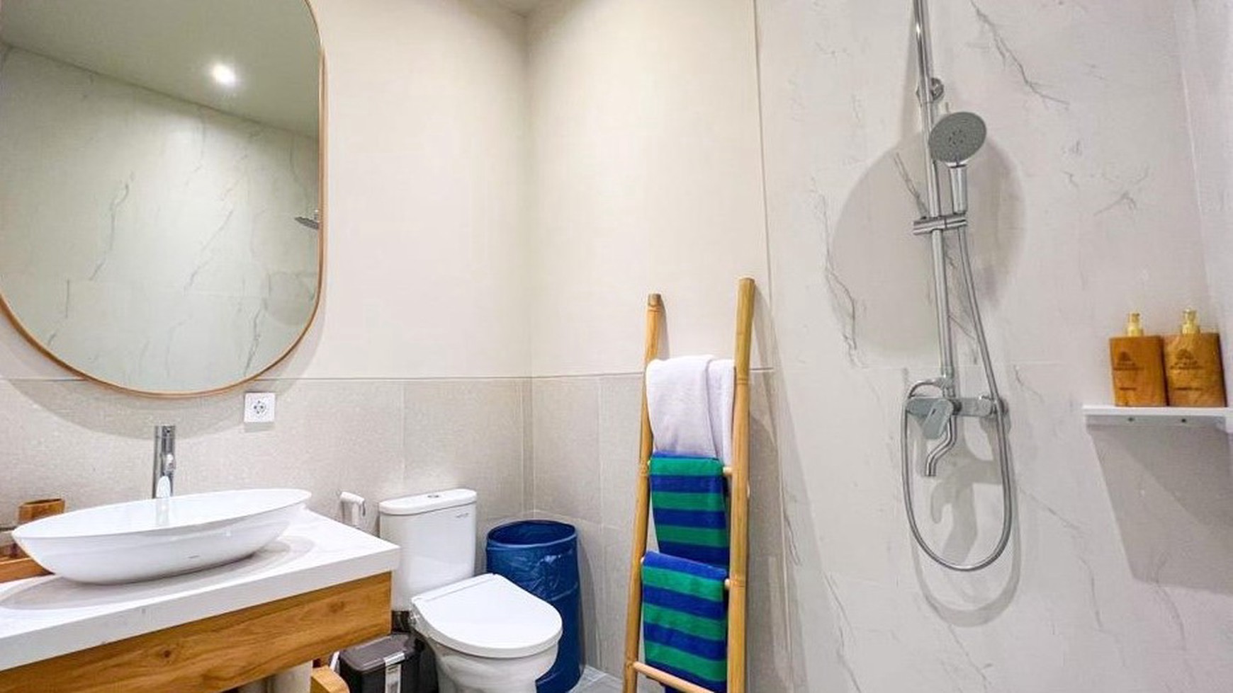 Rumah Hitung Tanah Area Cipete