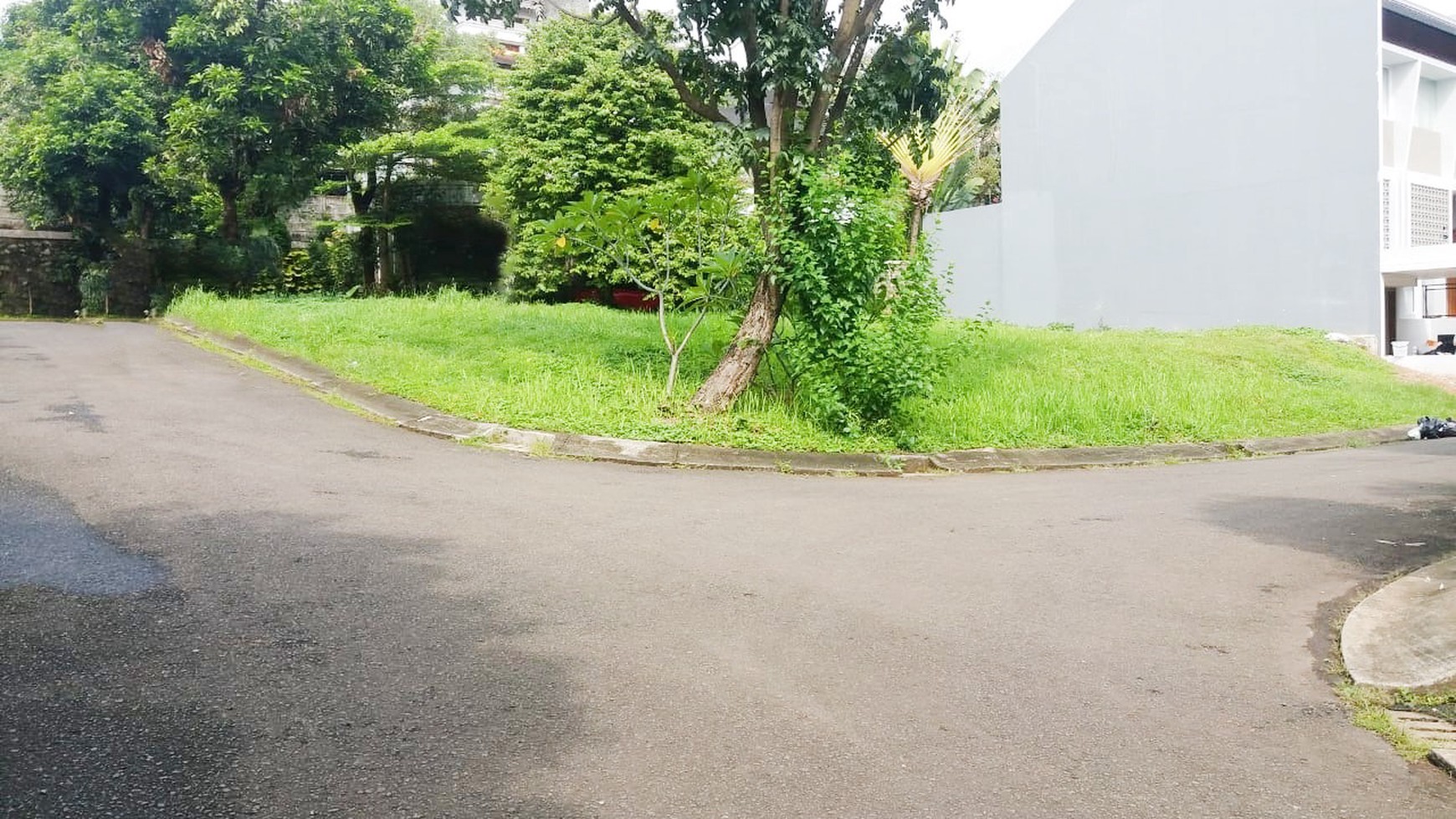 Rumah Hitung Tanah Area Cipete