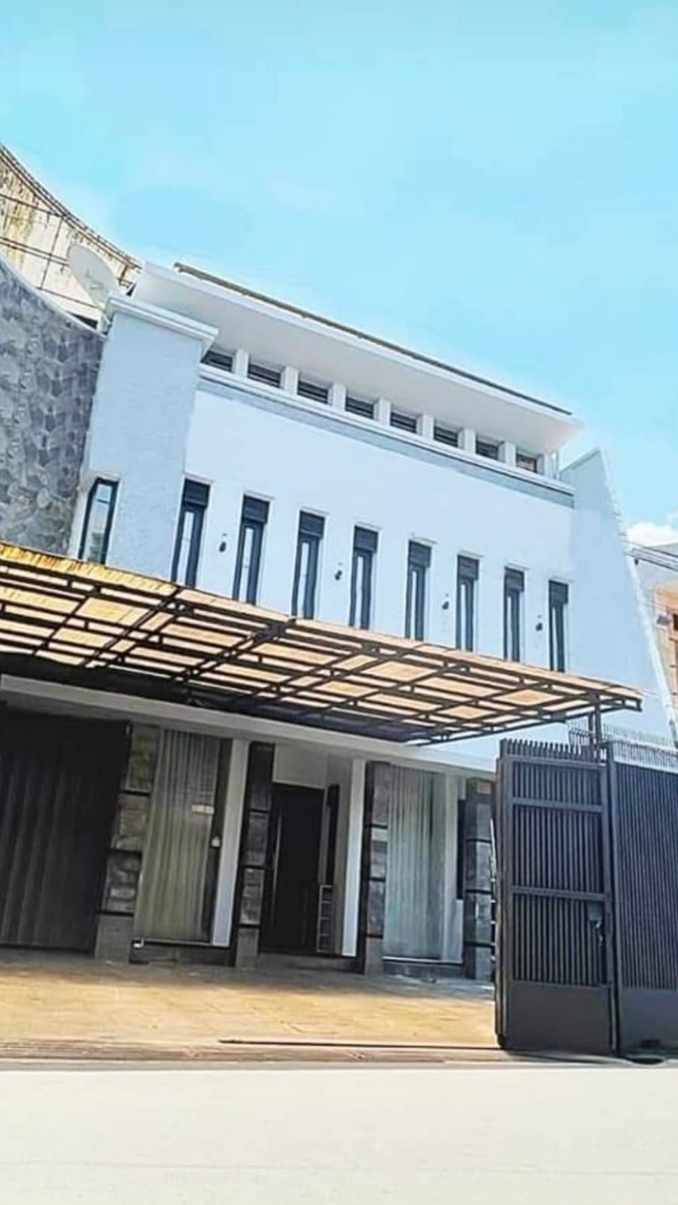 Rumah Bagus 2 Lantai di Bandung Kota Sayap Pajajaran