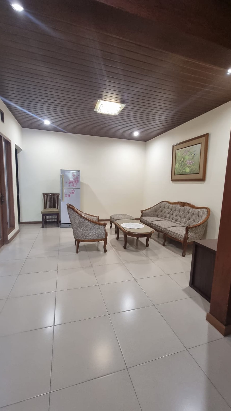 Rumah Asri Full Furnished di Tatar Wangsakerta Kota Baru Parahyangan