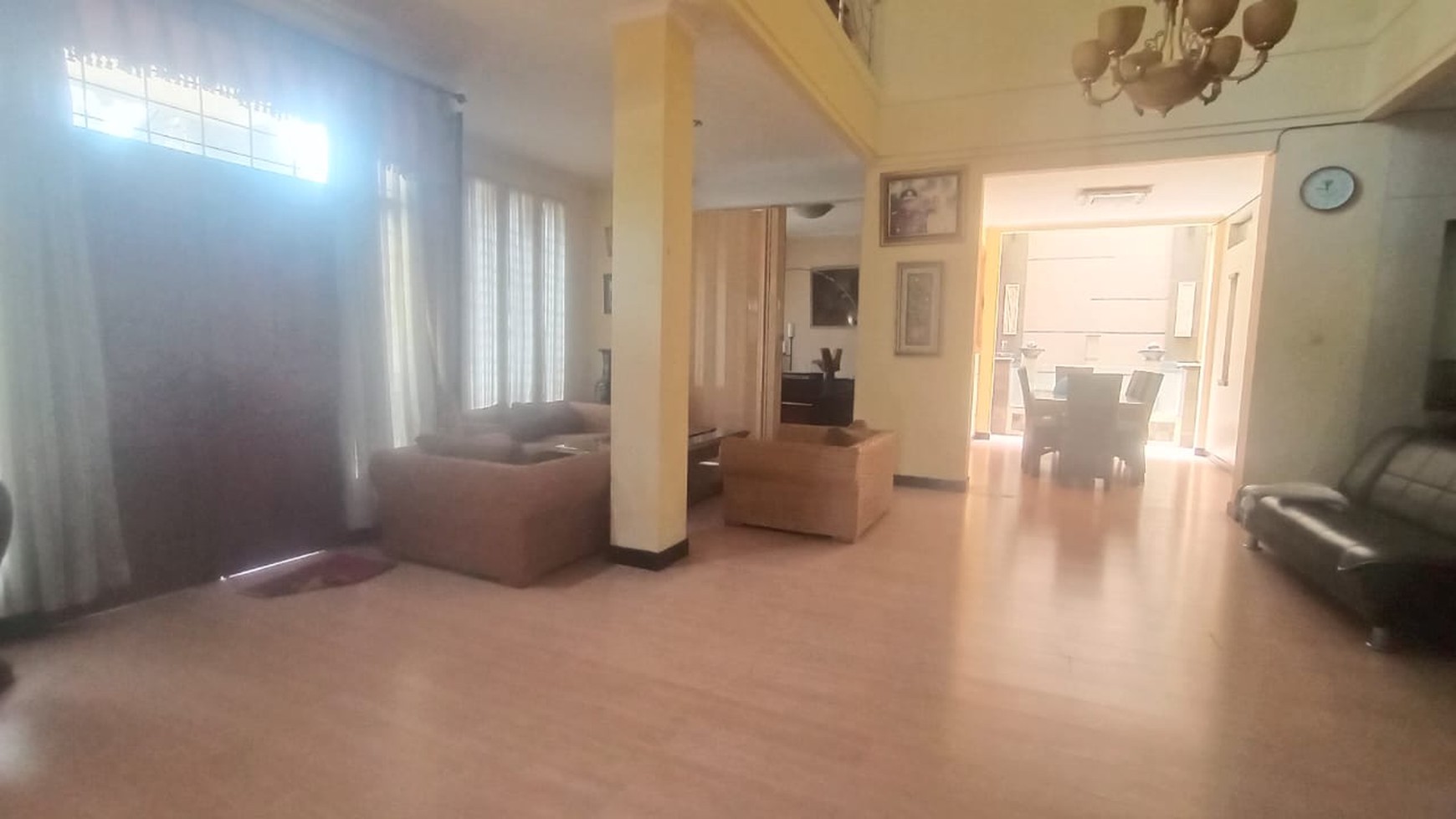 Rumah Bagus Full Furnished di Komplek Pondok Hijau