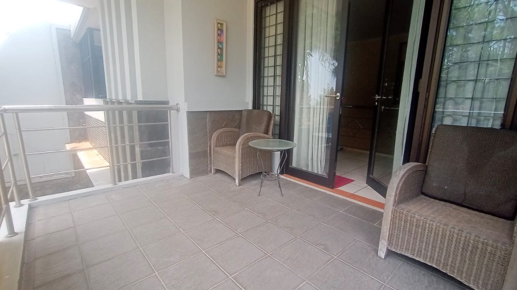 Rumah Bagus Full Furnished di Komplek Pondok Hijau