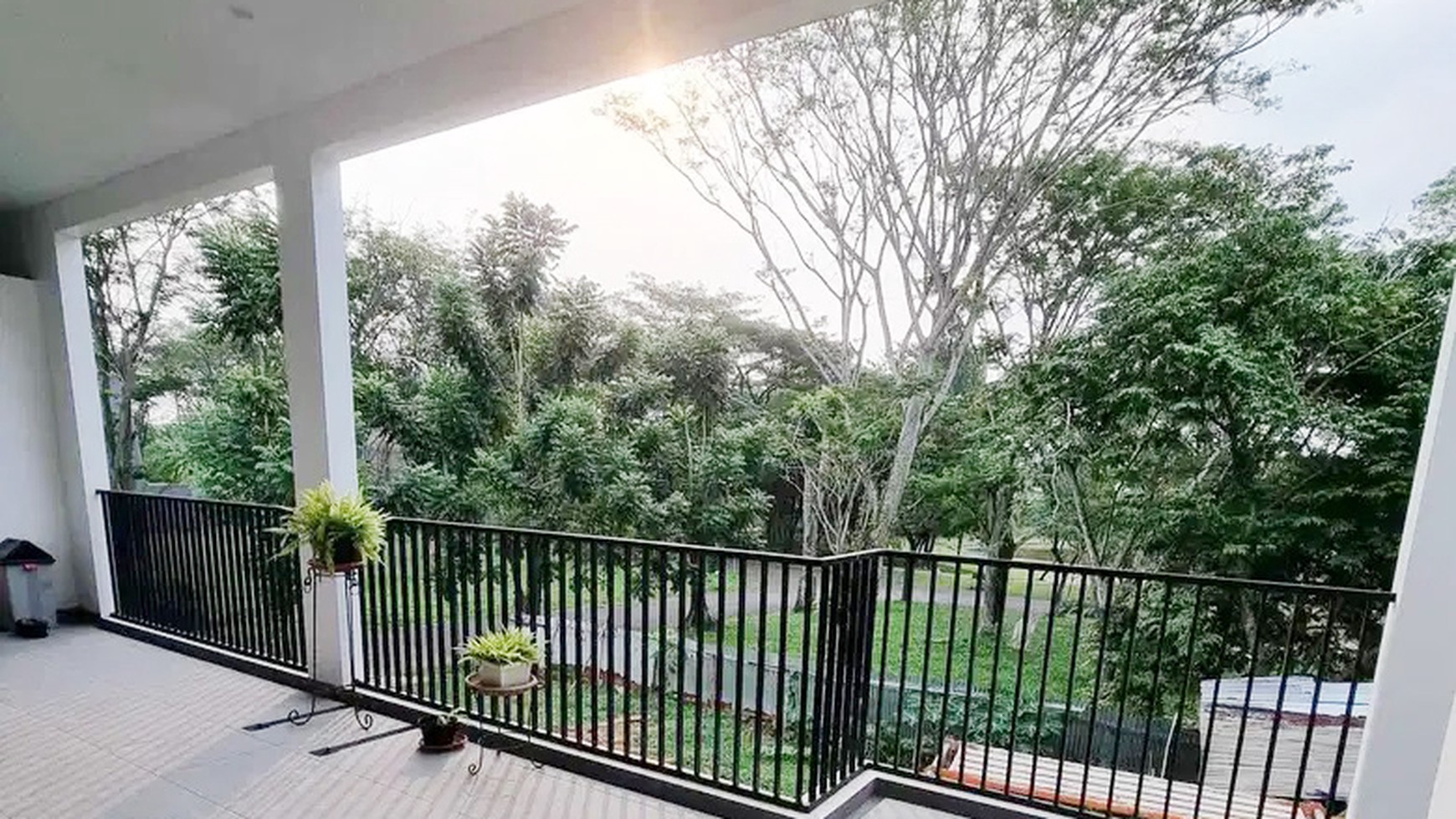 Rumah Hoek Mewah dan modern di Vermount Parkland BSD