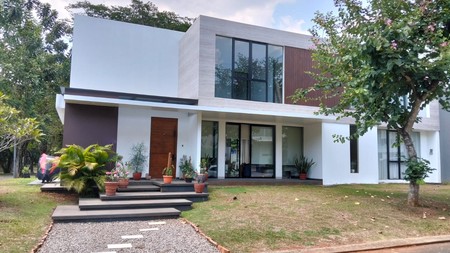 Rumah Hoek Mewah dan modern di Vermount Parkland BSD