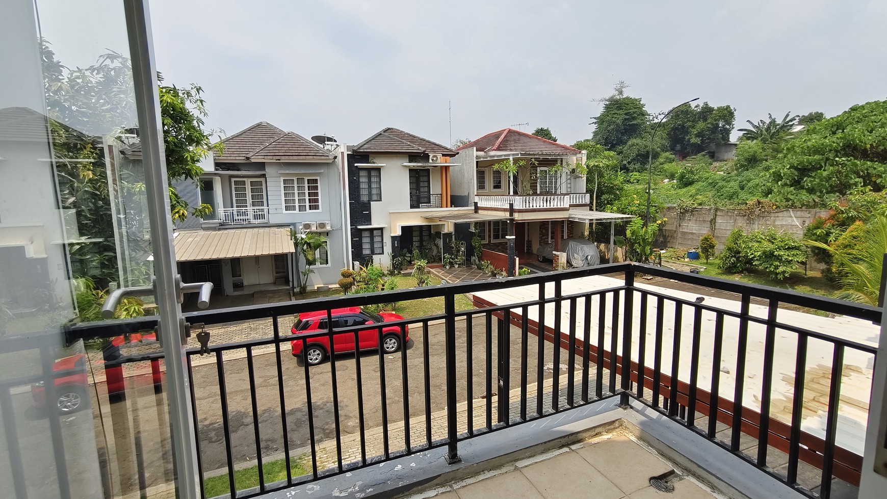 Rumah cantik Murah Kota wisata Cibubur