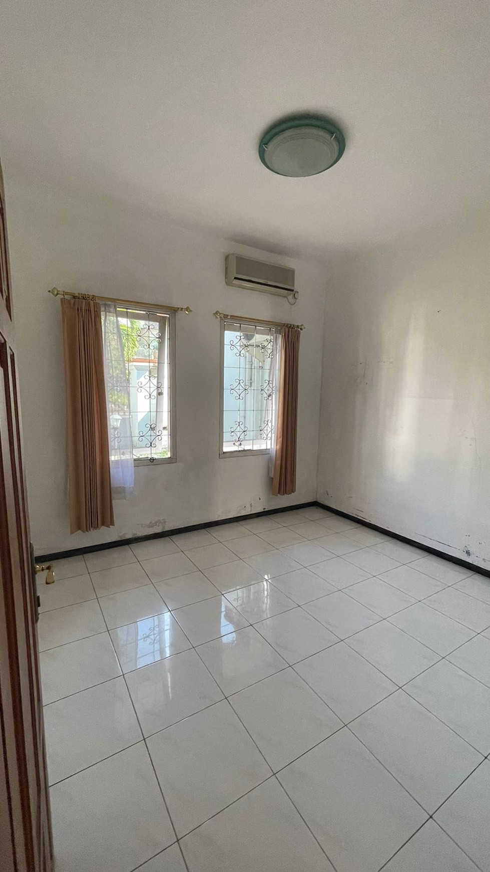 Dijual rumah siap huni Nirwana Executive