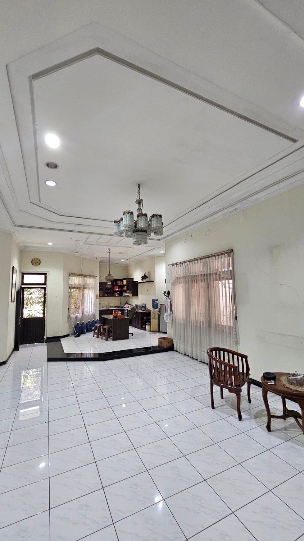 Dijual rumah Dharmahusada Indah Barat