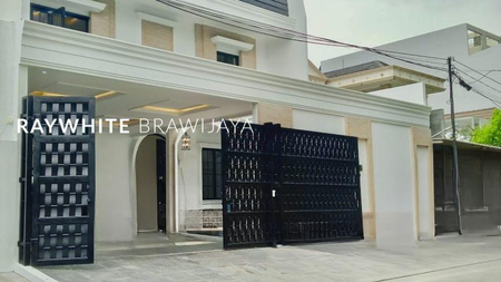 Brand New House Modern Classic Area Pondok Indah