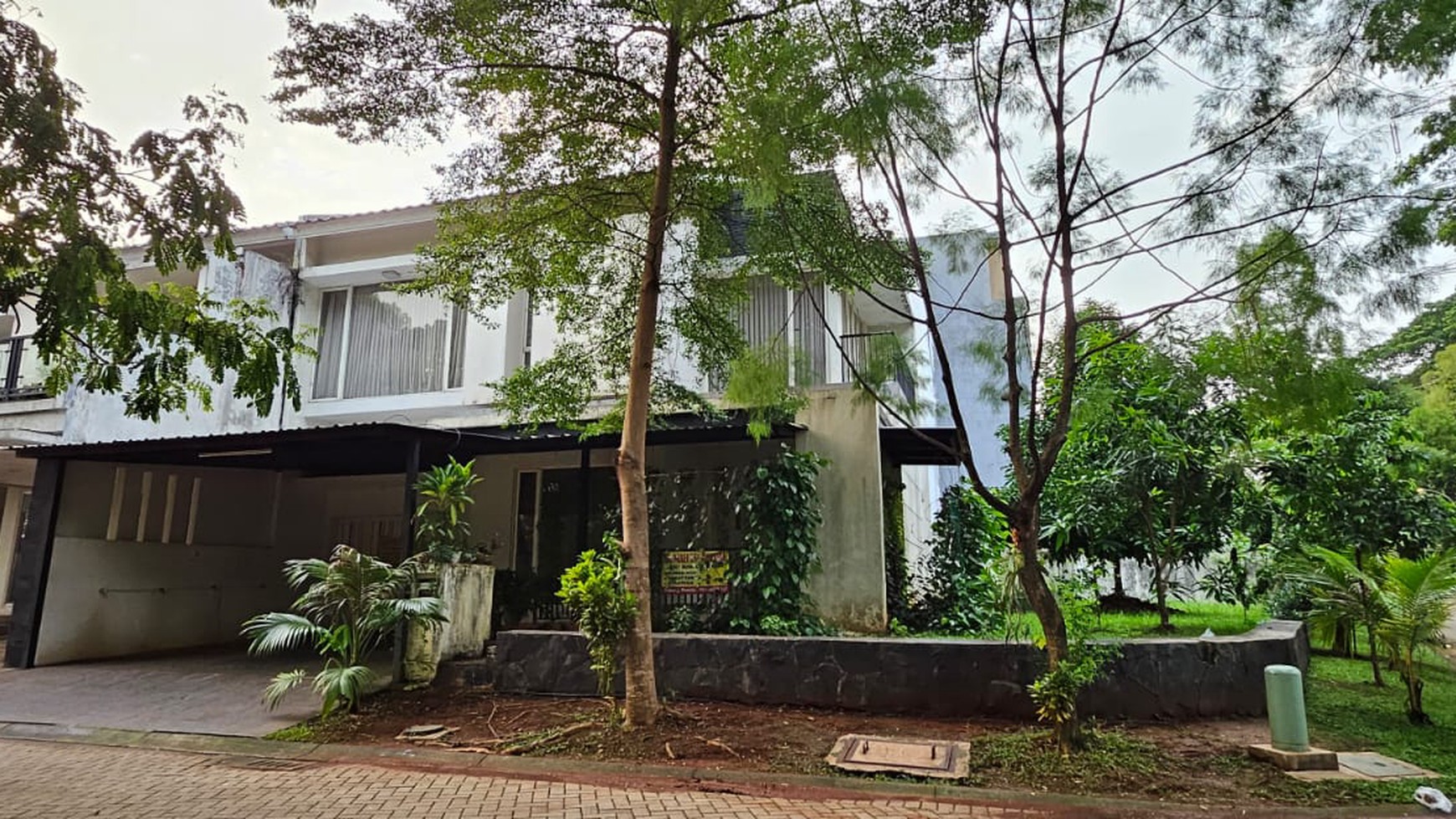 Kebayoran Village  Bintaro Sektor 7 Tangerang Selatan