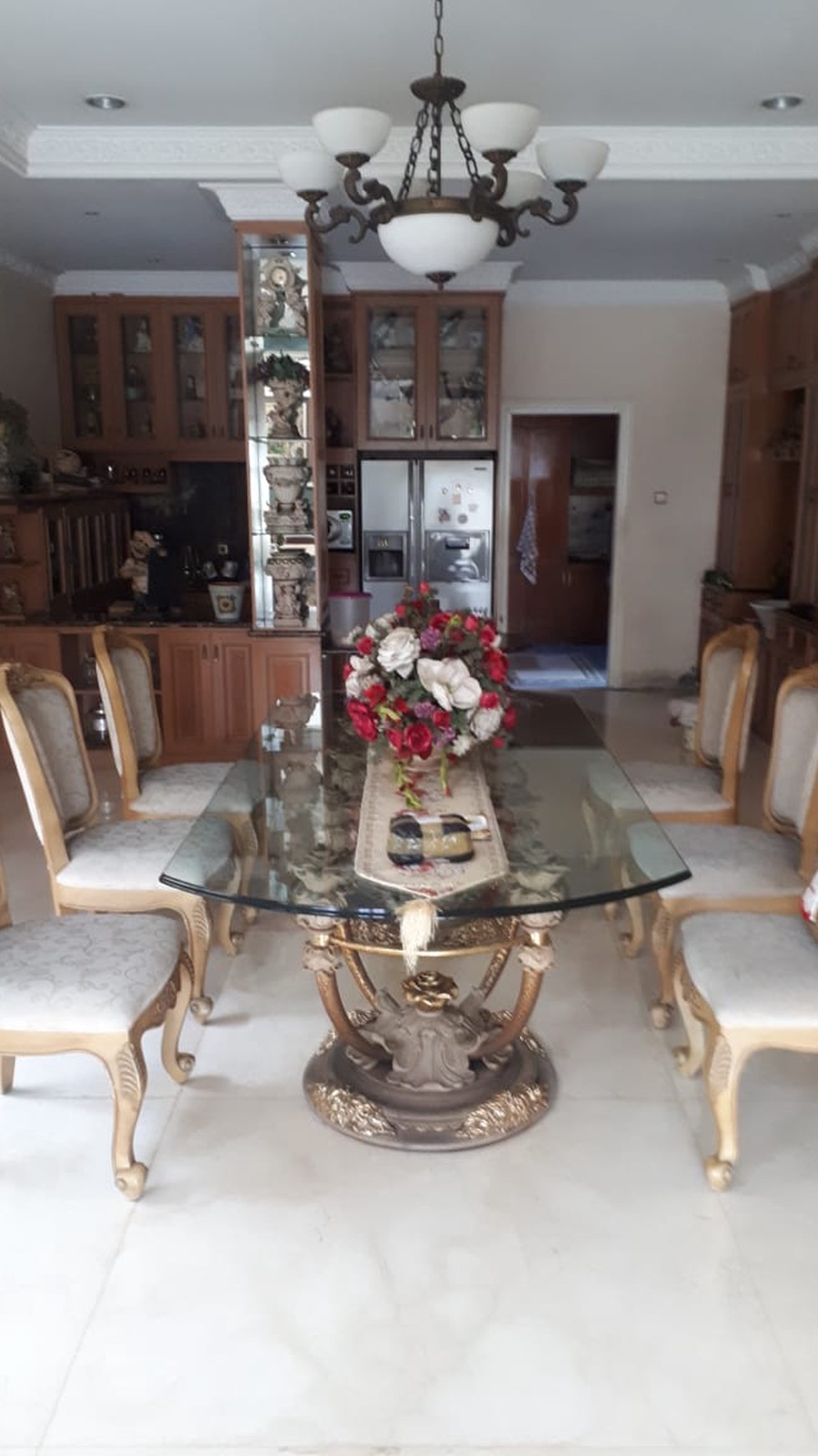 Rumah mewah siap huni di Kota Wisata dijual