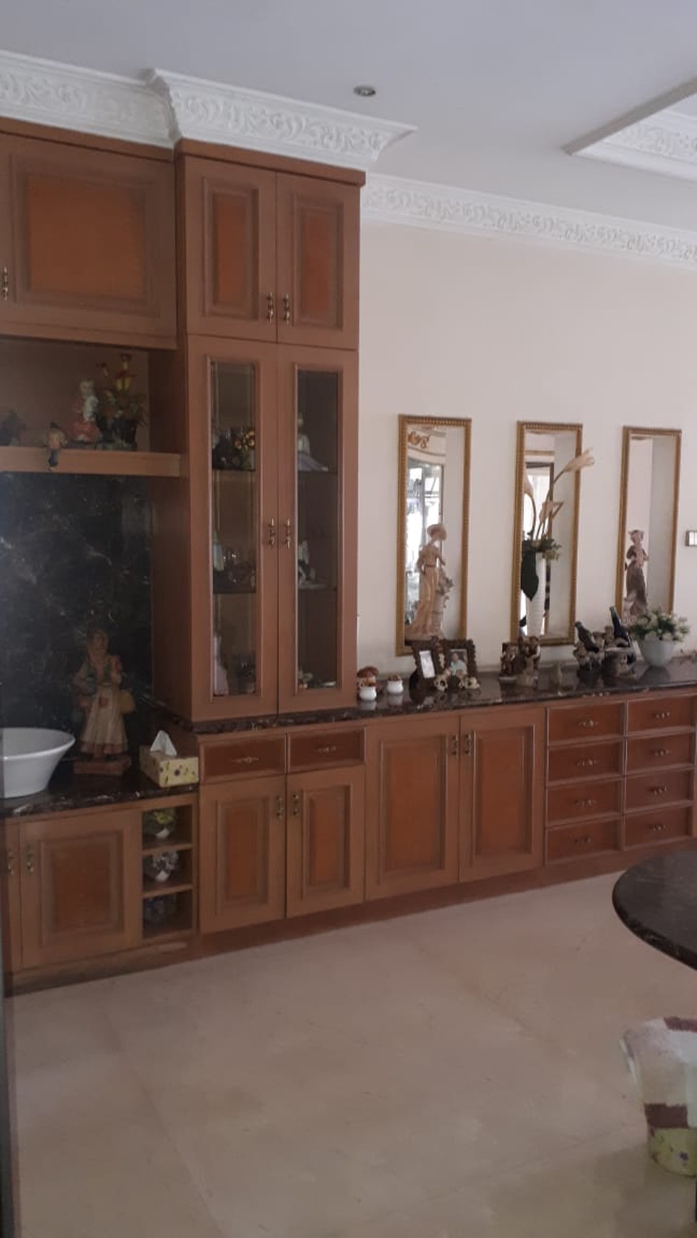 Rumah mewah siap huni di Kota Wisata dijual