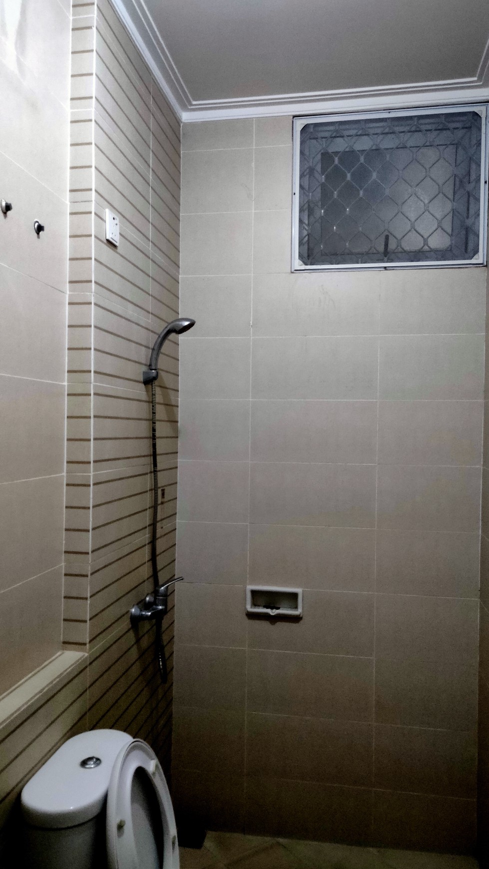 Disewakan rumah clister baru dekat penabur semi furnished