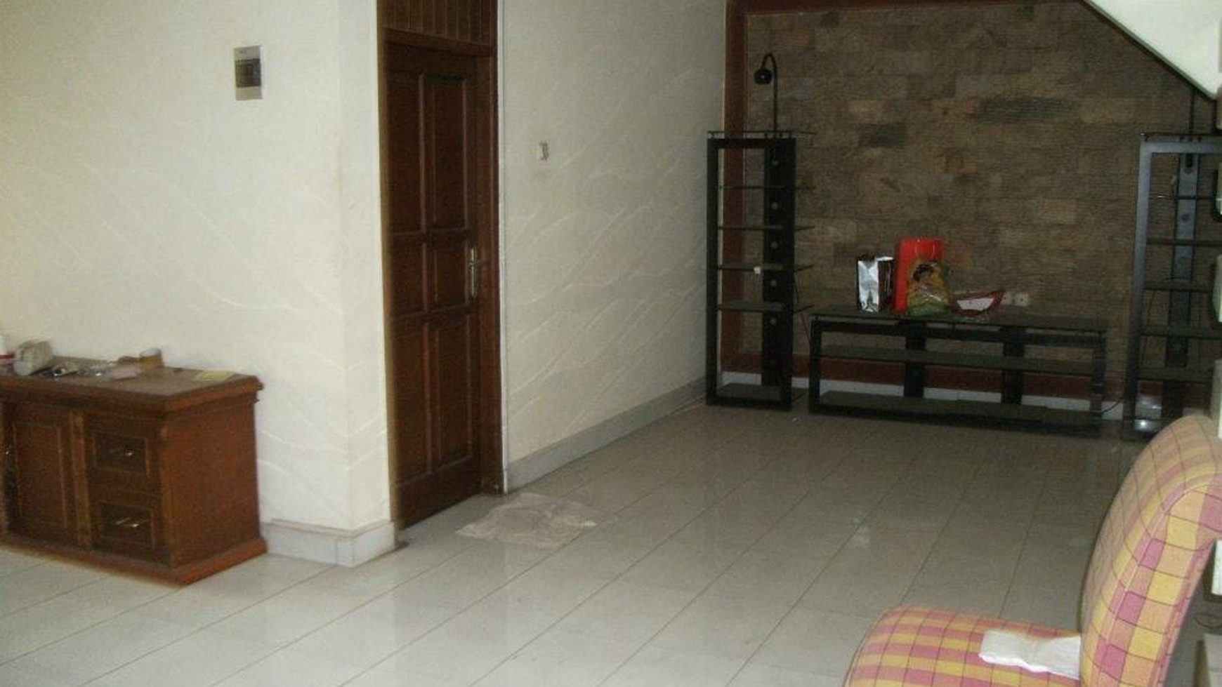 Di Jual Rumah  cantik di  pusat kota bekasi  ,rumah 2 lantai harga nego