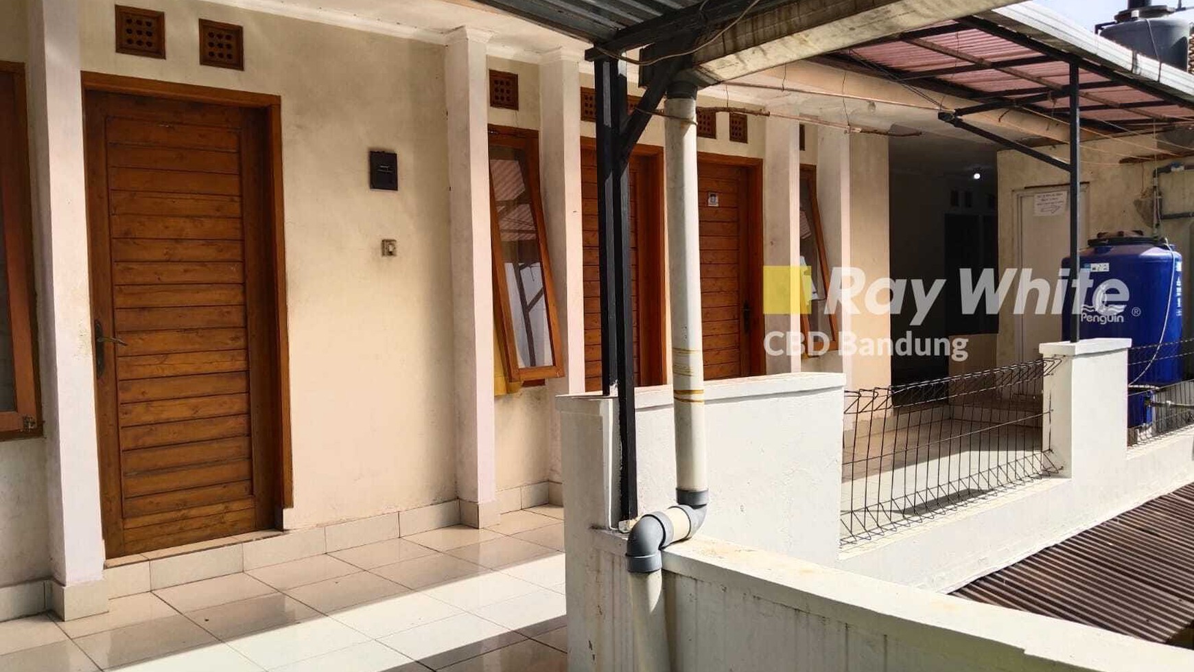 Langka Rumah 2 lantai di Supratman Mainroad Prime kotak