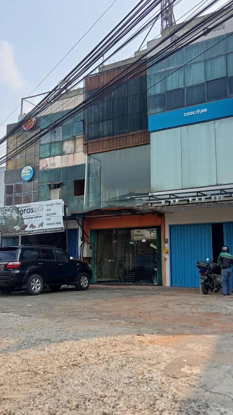 Ruko 3.5 Lantai Lokasi Strategis Pinggir Jalan Utama @Serpong