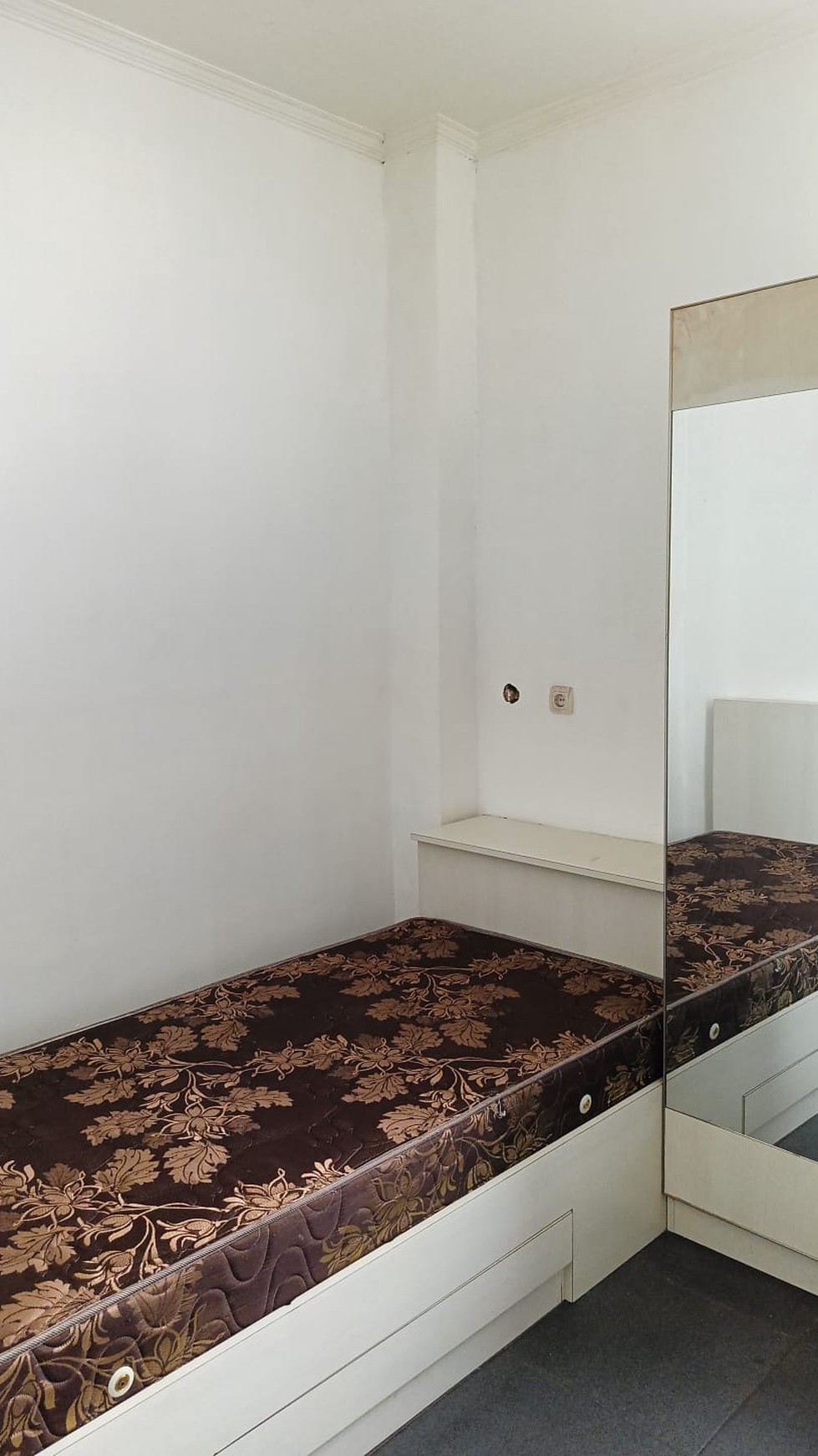 Rukost Strategis Semi Furnished di Jatinangor