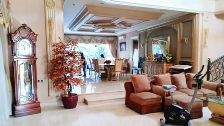 Rumah Classic Mewah Surabaya Timur Galaxy Bumi Permai 