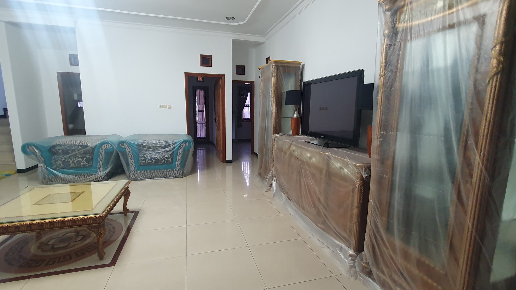 Rumah Bagus Full Furnished di Gegrkalong Bandung