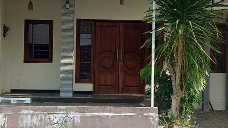 Dijual Rumah SHM di Internasional Village 1 Surabaya