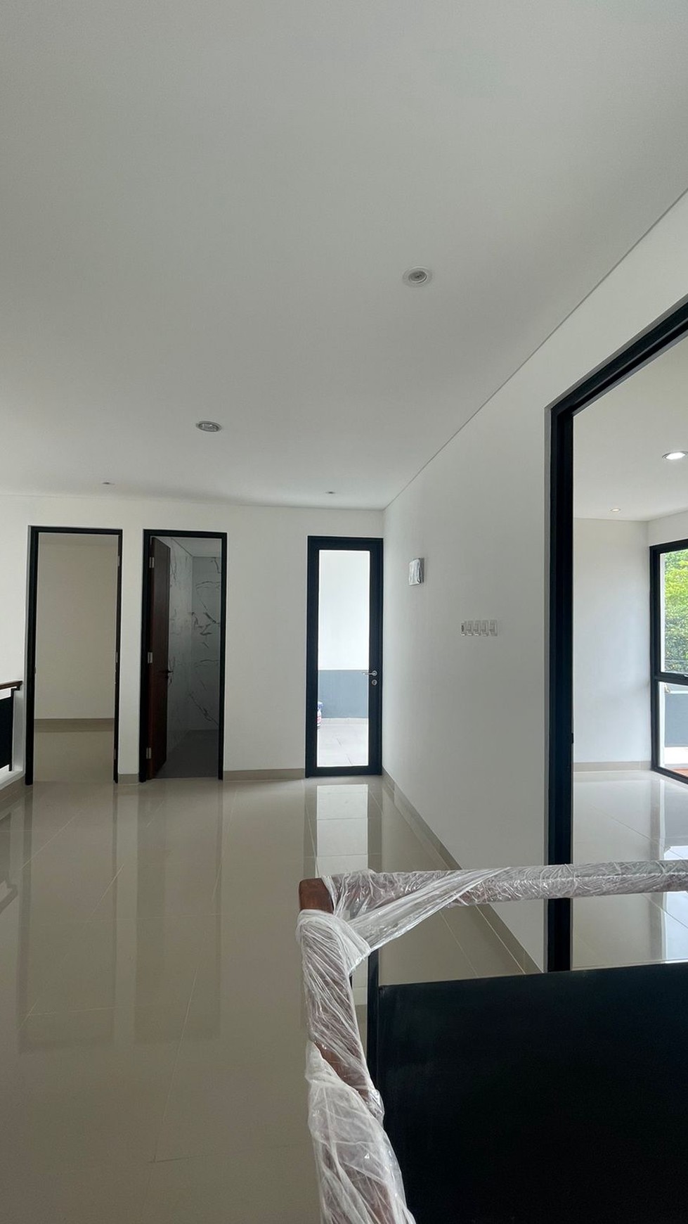 Rumah Brand New, Cantik dengan Private Swimming Pool di Bintaro Sektor 9