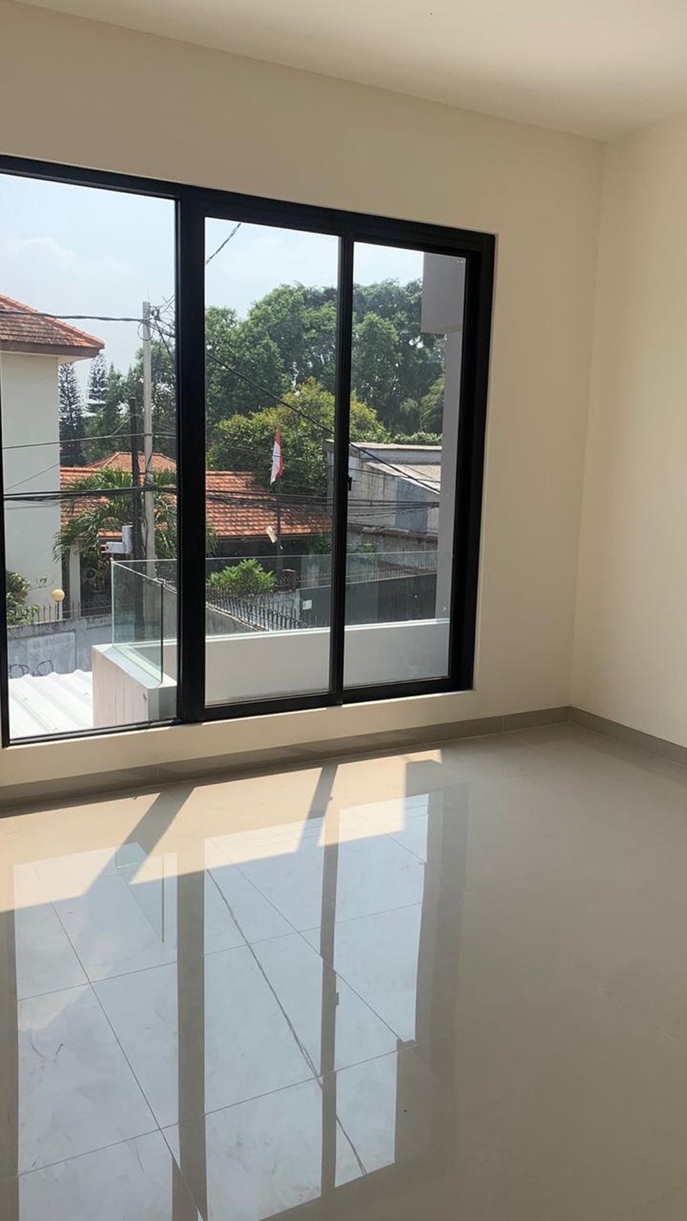 Rumah brand new, minimalis di Ciputat