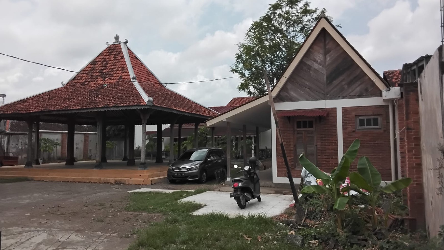 Rumah Klasik 2 Lantai Lokasi Tengah Kota Dekat Stasiun Lempuyangan 