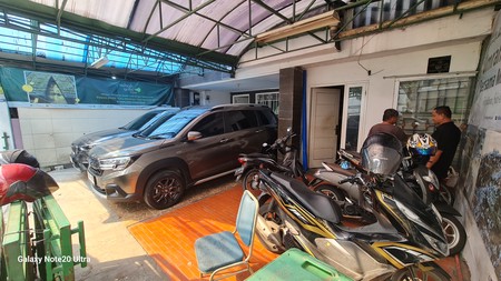 Rumah Besar Cocok Untuk Kantor / Usaha di Tebet