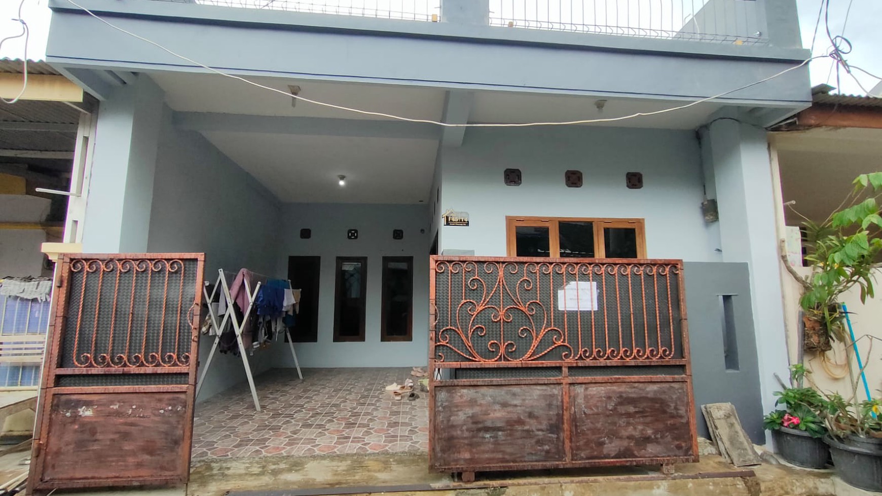 RUMAH MINIMALIS SIAP HUNI DI GRAND CIKARANG CITY DEKAT DENGAN BERBAGAI FASILITAS PUBLIK