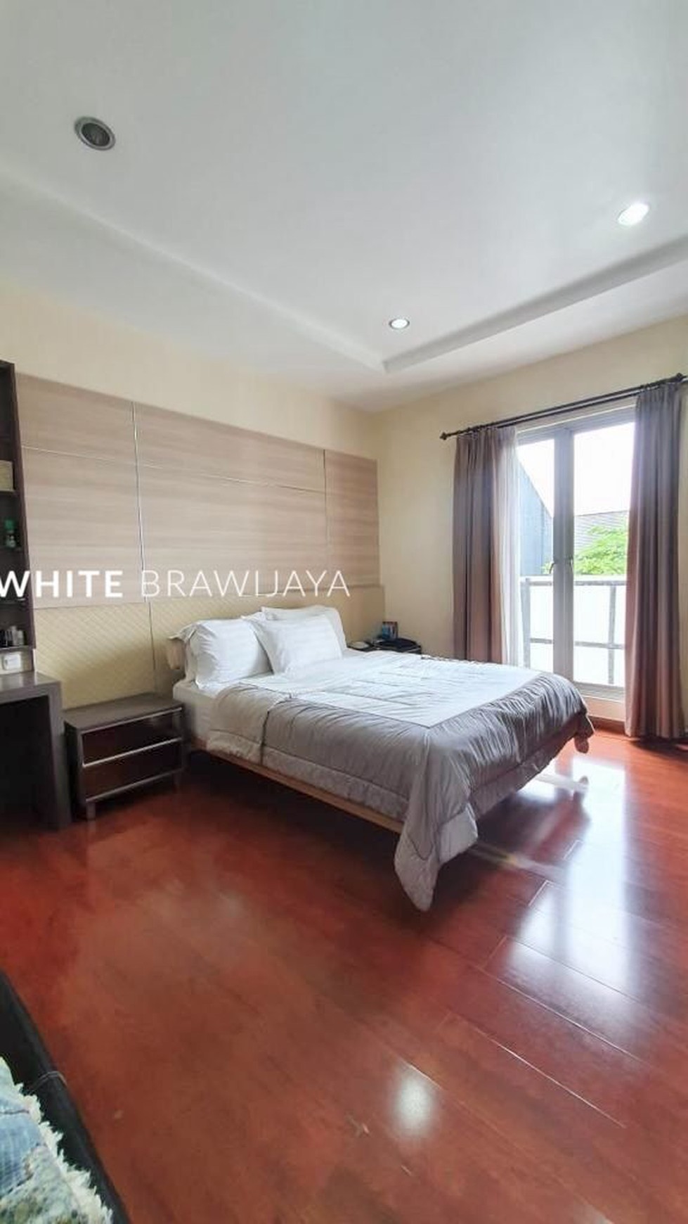 Townhouse Siap Huni Lingkungan Tenang Area Villa Pondok Indah