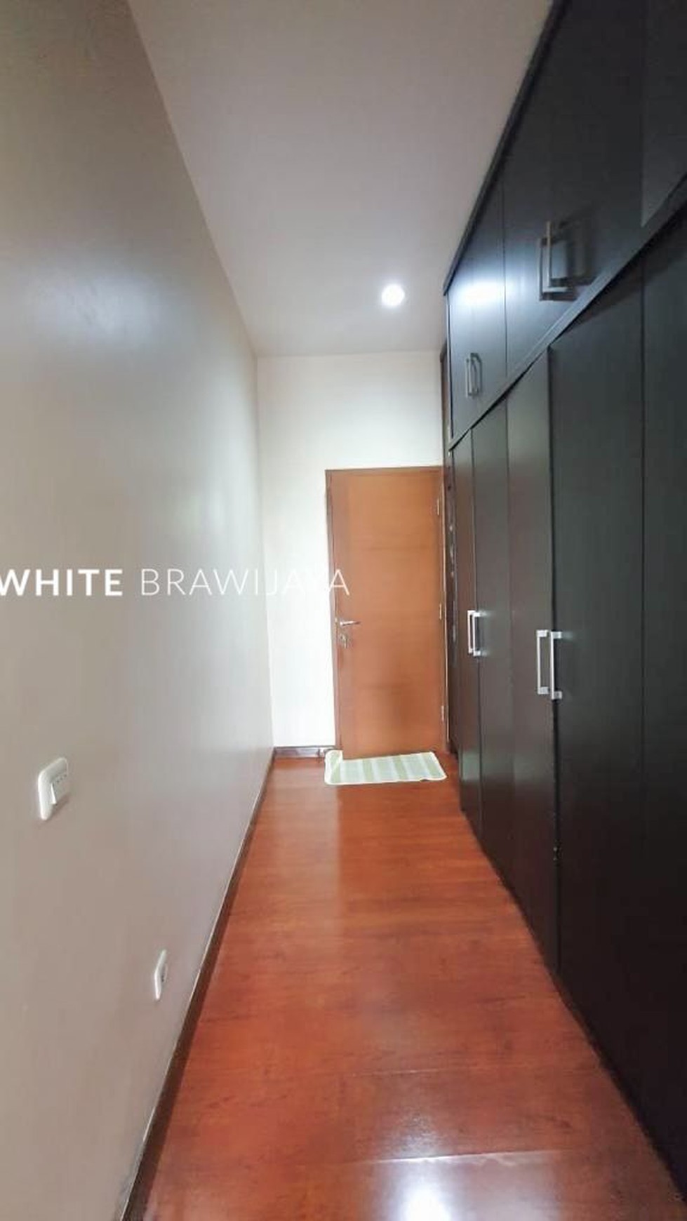 Townhouse Siap Huni Lingkungan Tenang Area Villa Pondok Indah