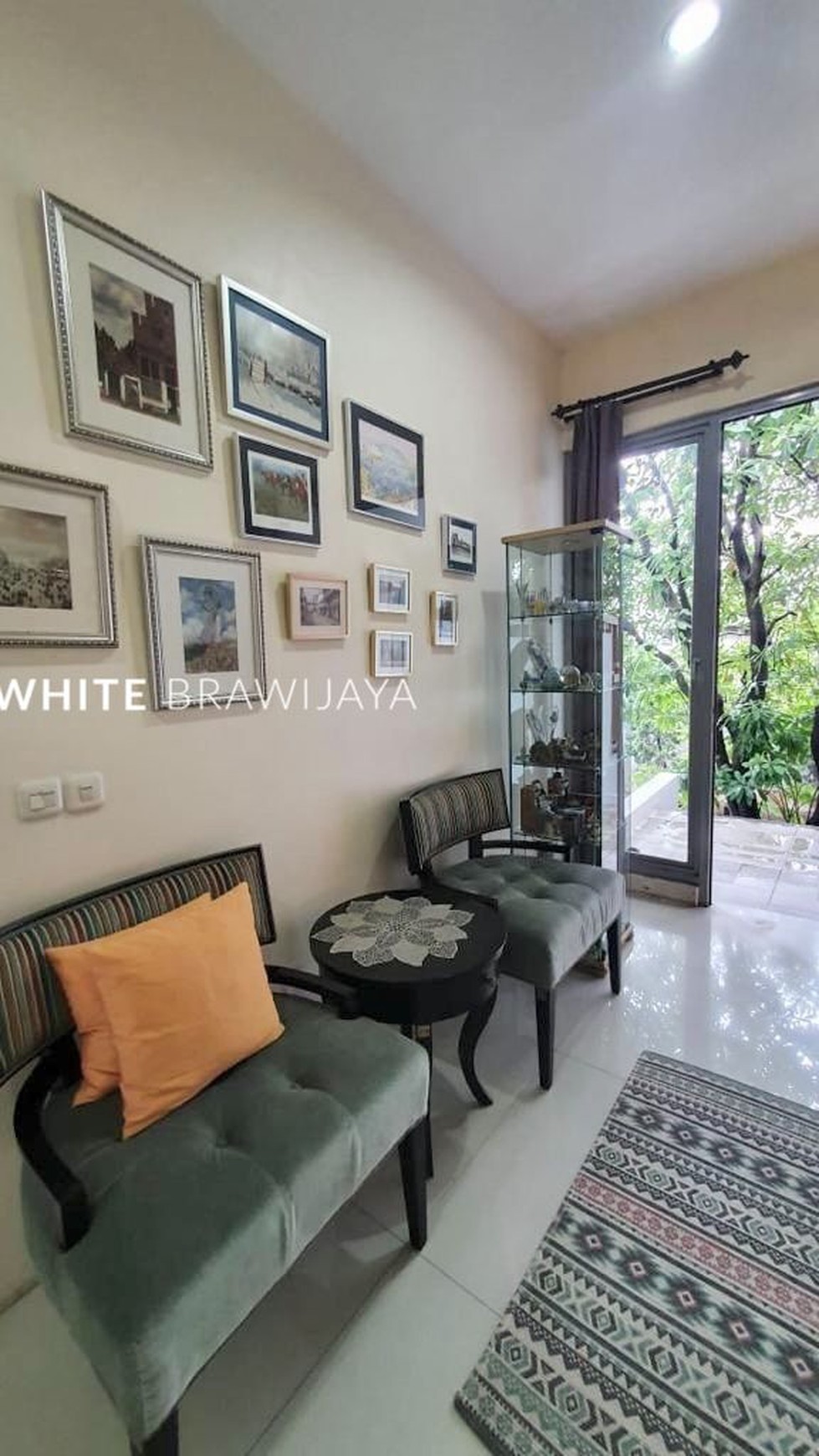 Townhouse Siap Huni Lingkungan Tenang Area Villa Pondok Indah