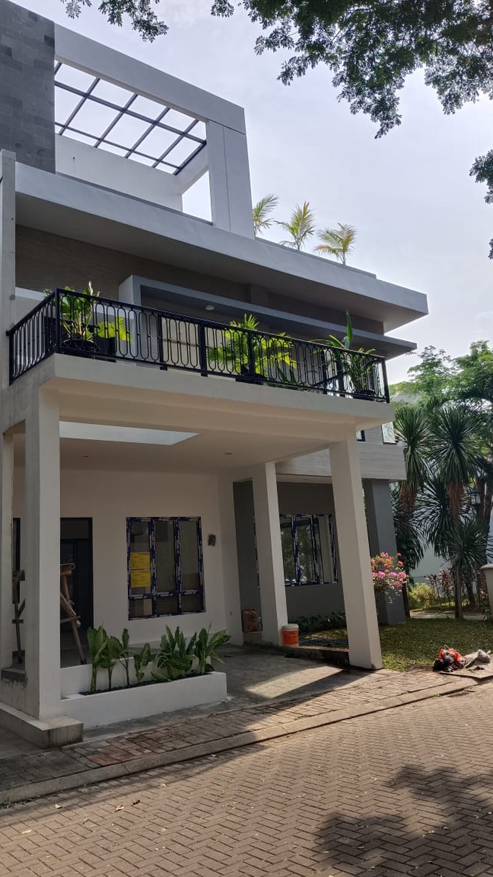 Rumah Mandiri  Modern Design Assana Vanya Park