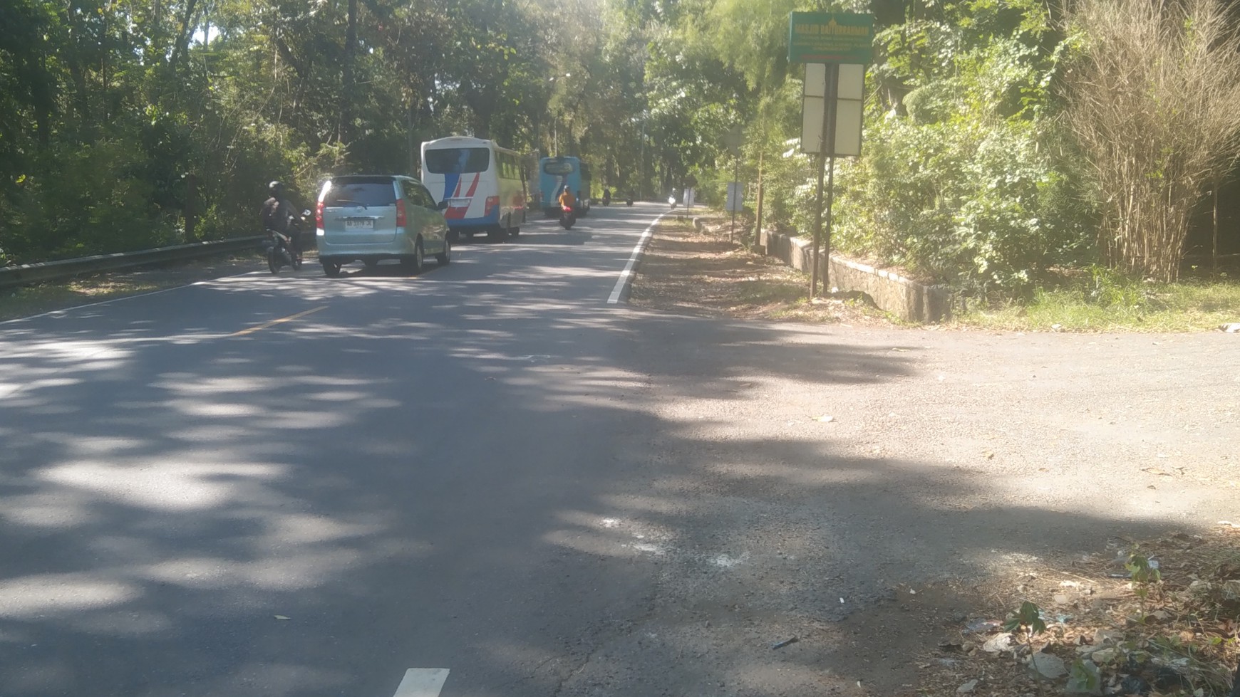 Tanah Luas 2194 Meter Persegi Lokasi Strategis Jl Nasionall Km.11 Gunung Kidul