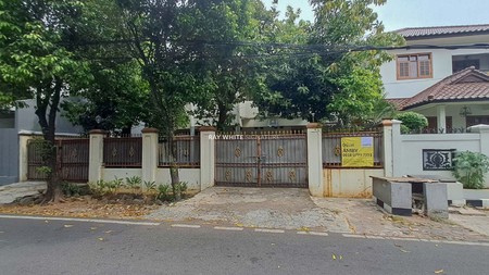 Rumah Tinggal Cocok Untuk Usaha di Jl Swadaya Raya Duren Sawit