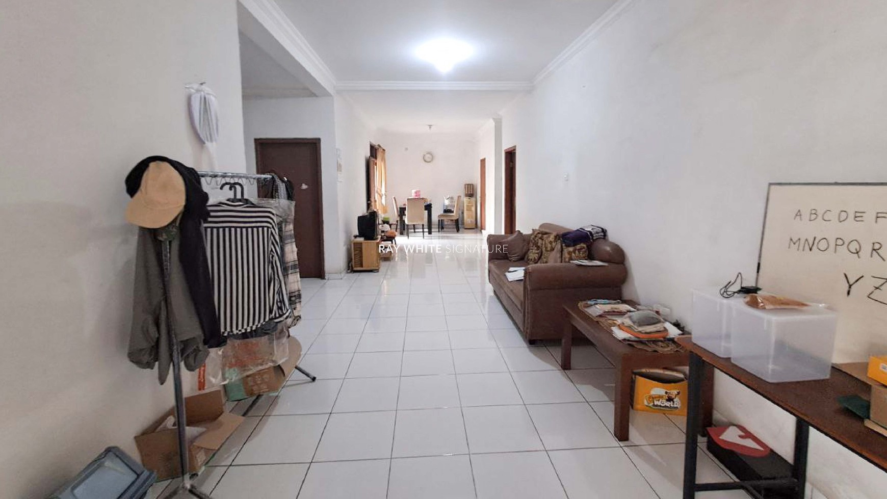Rumah Tinggal Cocok Untuk Usaha di Jl Swadaya Raya Duren Sawit