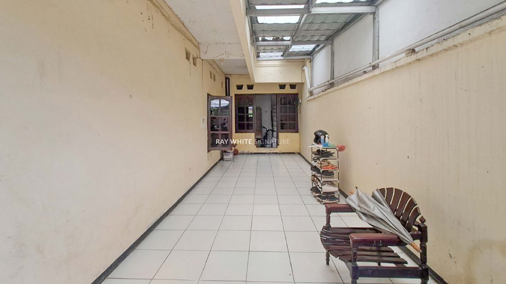 Rumah Tinggal Cocok Untuk Usaha di Jl Swadaya Raya Duren Sawit