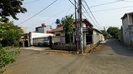 Rumah bagus siap huni di komplek pertamina ciputat