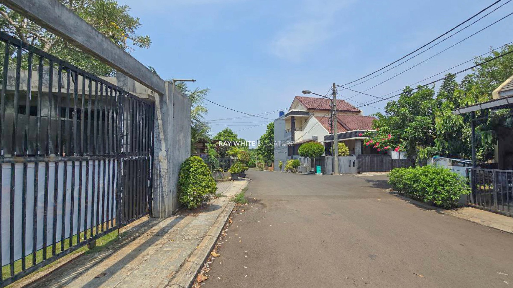 Dijual Tanah  Kavling Lokasi Strategis Perumahan Elit Tangerang Selatan 