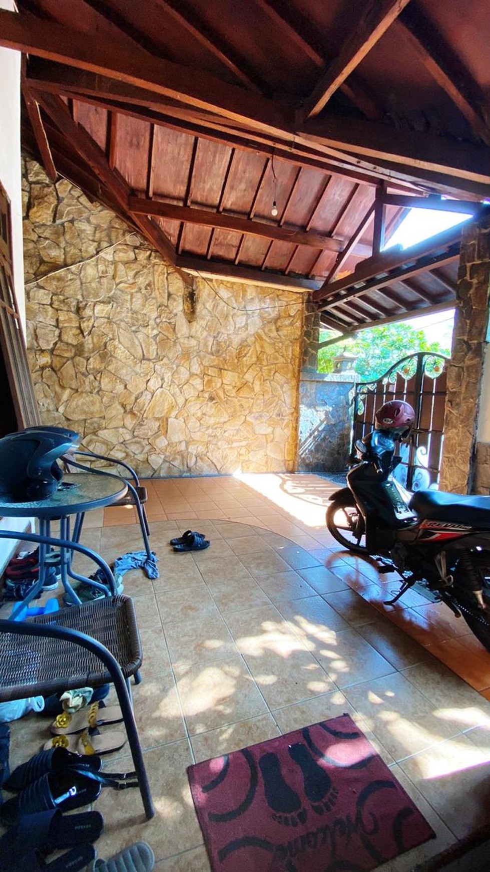 Rumah Hitung Tanah Area Cipete